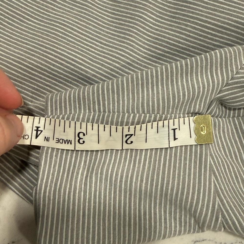 Athleta Light Gray Striped Knit Athletic Shorts - Picture 7 of 7